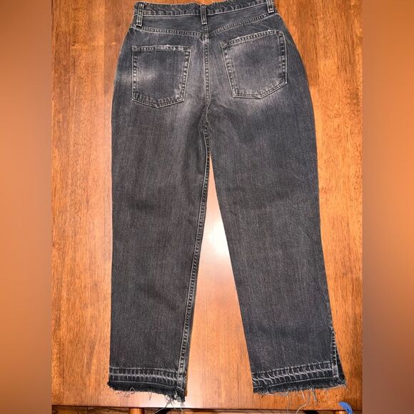 We The Free High Rise Rigid Black Wash Distressed Crop Straight Jeans Sz 26 - Picture 4 of 8